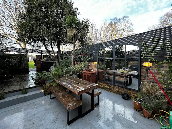 Modern Patio with Screen Fencing